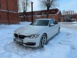 BMW 328i F30 2015 - BMW 328: F30