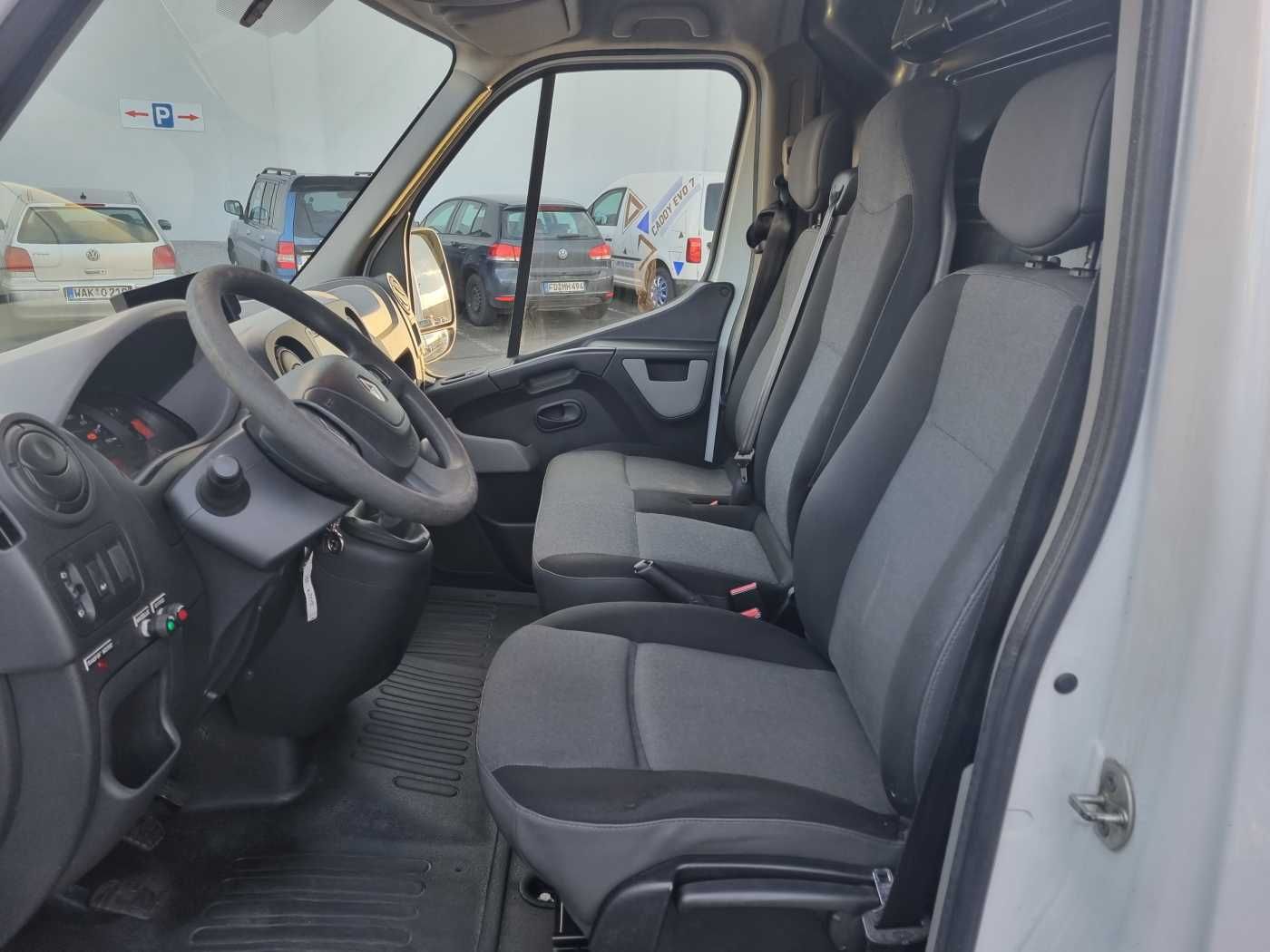 Fahrzeugabbildung Renault Master 2.3 dCi / KLUBB K26, 12m