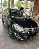 Hyundai i20 SitzHeizung / Klima / Steuerke... - Hyundai i20 in Kassel