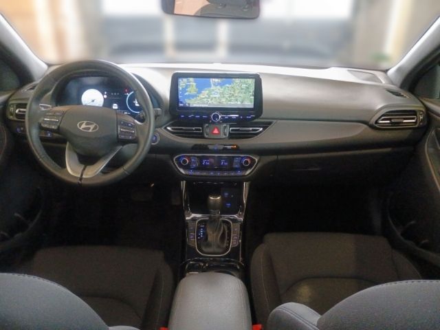 Fahrzeugabbildung Hyundai i30 FL Kombi (MY25) 1.0 T-GDI (100 PS) 7-DCT 2WD