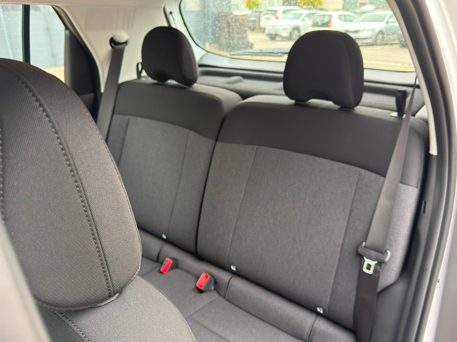 Fahrzeugabbildung Hyundai INSTER Select 85kW *RW370KM*Wärmepumpe*Navi*ACC*