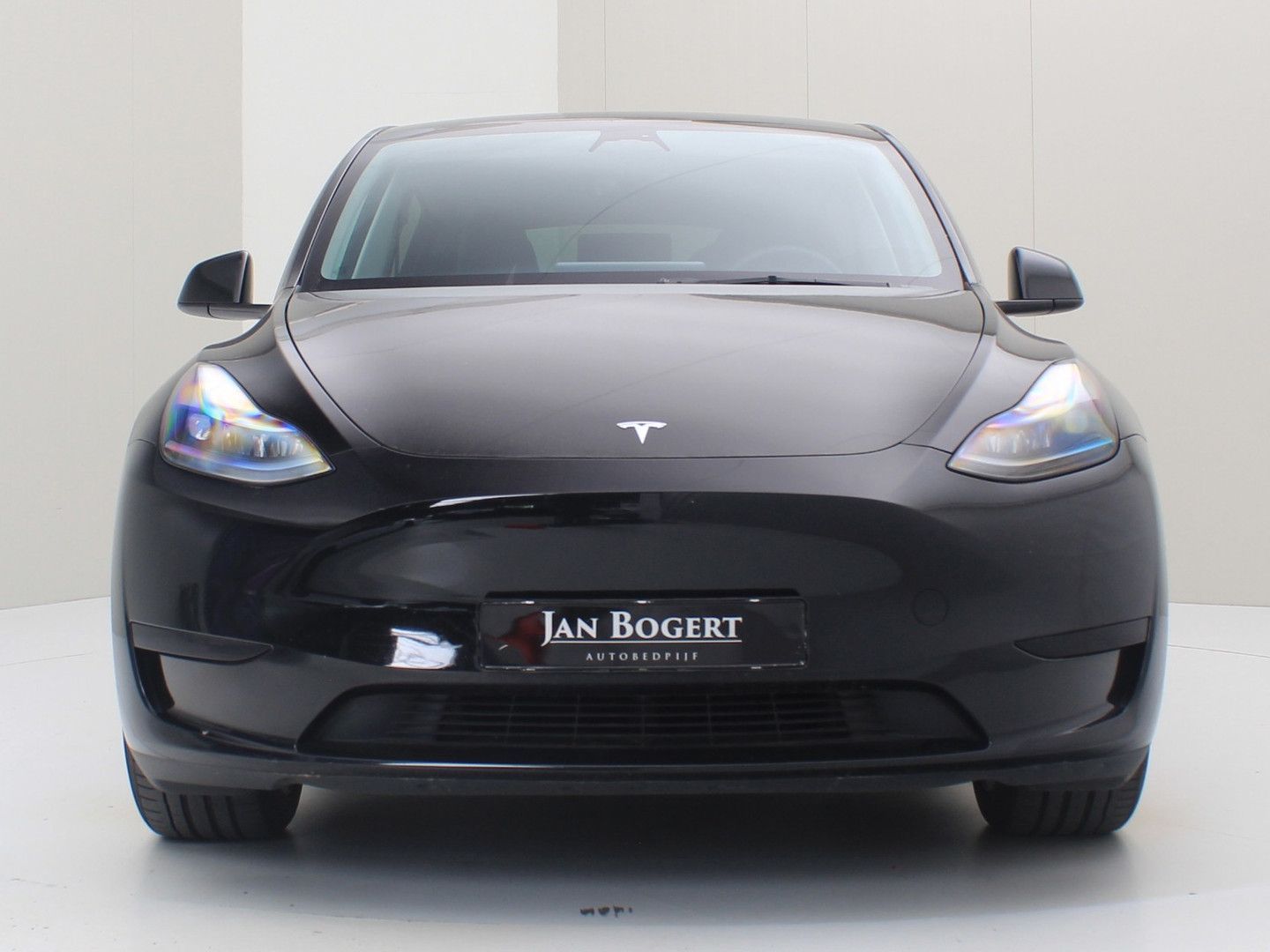 Tesla Model Y Standard RWD Plus 351pk 96% SoH AMD RYZE imagem 3