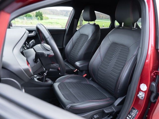 Puma ST-Line X EcoBoost Hybrid mHEV LED AHK Kame