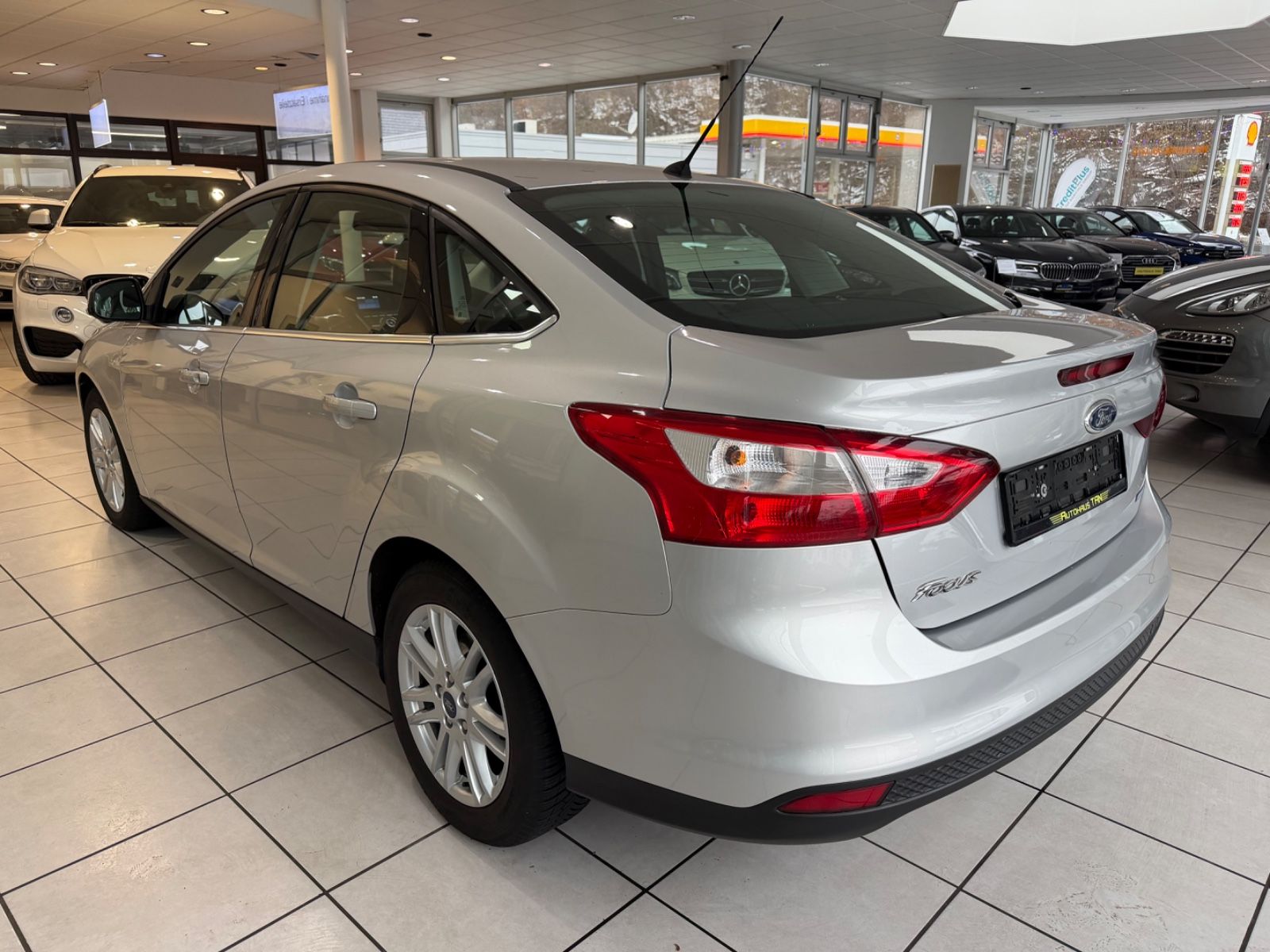 Fahrzeugabbildung Ford Focus Lim. Titanium