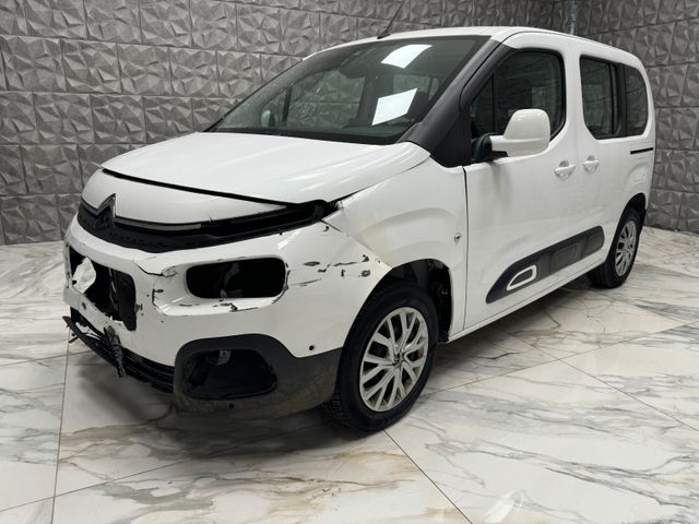 Citroën Berlingo BlueHDI 130 S&S Feel / 180° Camera*