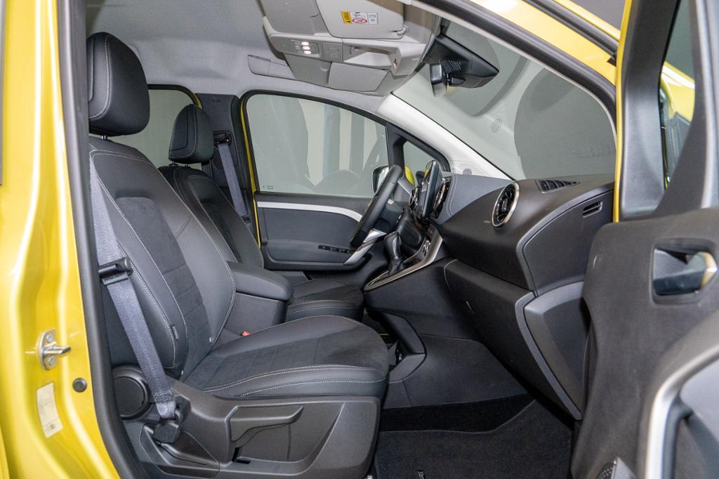 Mercedes-Benz T 180 *Edition Lang LED Nav AHK 7-Sitz