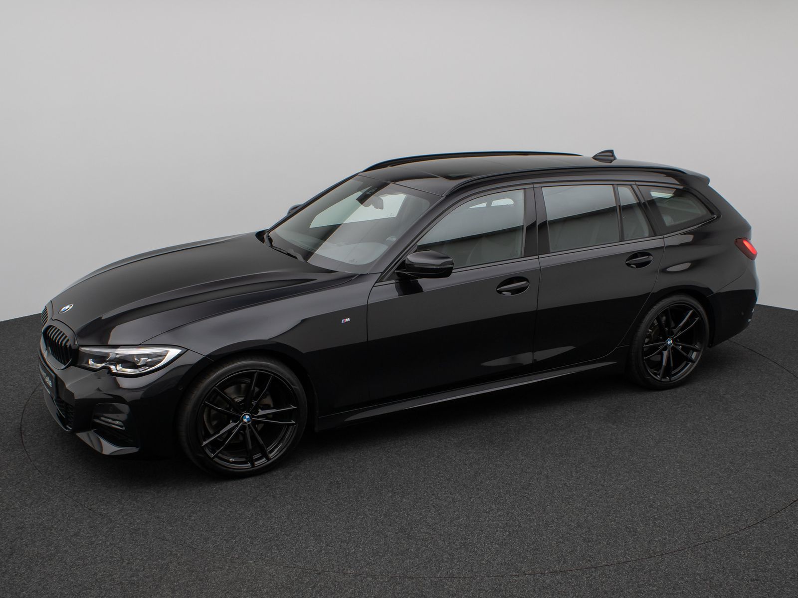 Fahrzeugabbildung BMW 320d M Sport Kamera DAB HiFi Komfort Alarm 19Zol