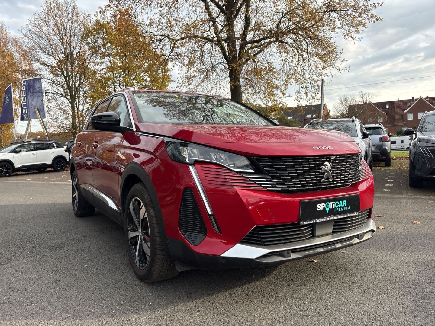 Fahrzeugabbildung Peugeot 5008 Allure Pack BlueHDi 130 Navi  360 Kamera