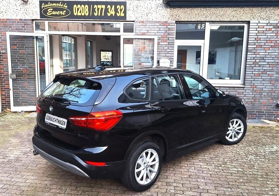 BMW X1 sDrive18i Automatik nur88Tkm Navi SCHIEBEDACH