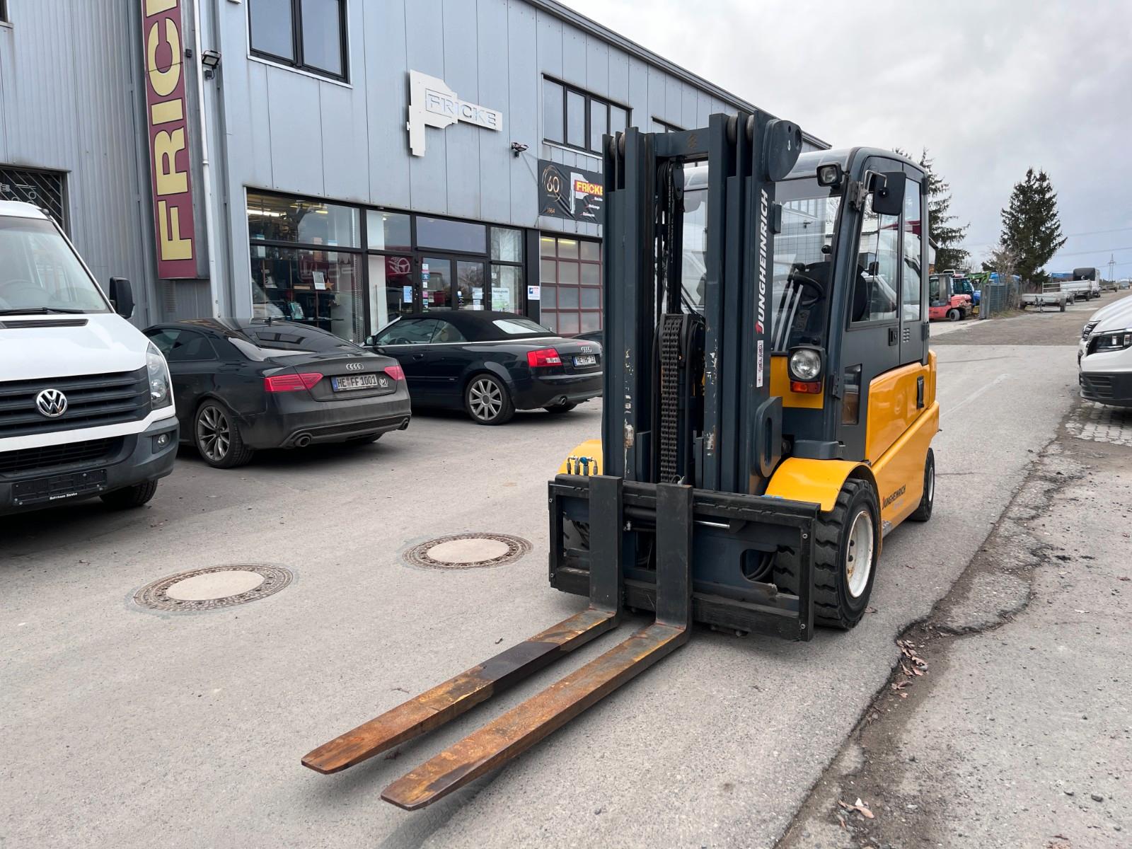 Jungheinrich Elektrostapler EFG550 "Batterie neu in 2023"