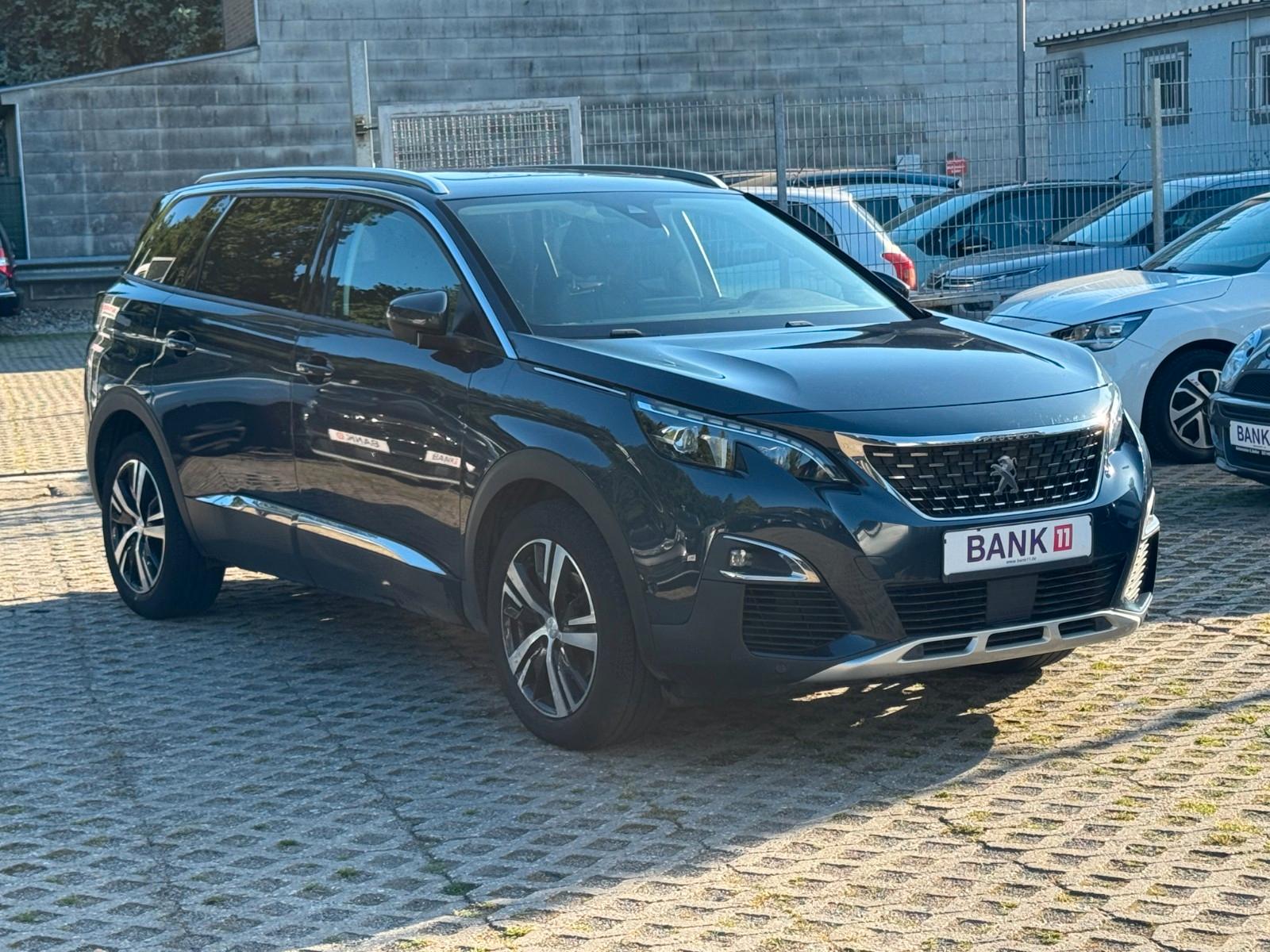 Peugeot 5008 1,2i*Teilleder*Navi*Klima*Pano*Schiebedach*