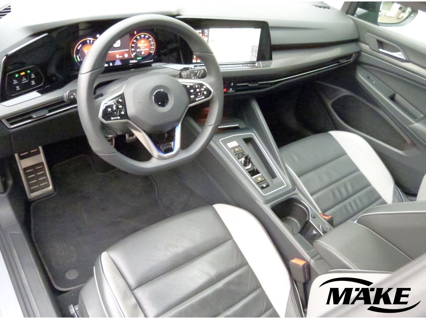 Golf 1.4 eHybrid DSG GTE, Matrix-LED, Navi, DDC,