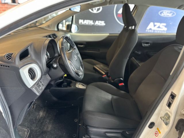 Toyota Yaris Hybrid Life *Unfall*