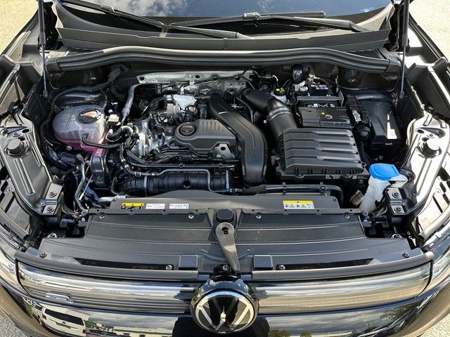 Fahrzeugabbildung Volkswagen Tiguan 1.5eTSI DSG 110 kW R-Line AHK+PANO+STDHZG