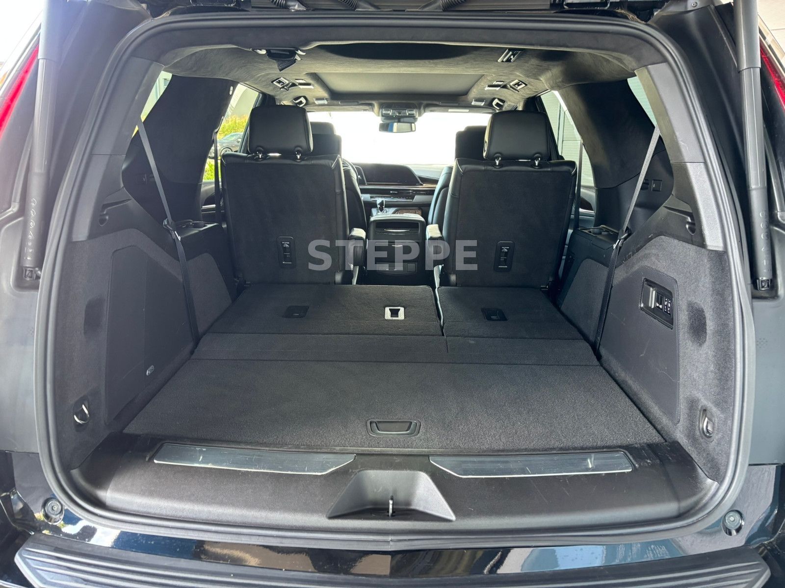 Cadillac Escalade 6.2 V8 Sport Platinum Luftfeder.EU-Navi