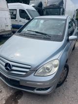 Mercedes-Benz Mercedes b 170 - Mercedes-Benz B 170 in Duisburg