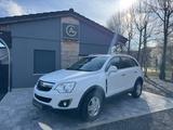Opel Antara 2.0D Cosmo 4x4,Leder,106tkm,Xenon,Temp,2H - Opel Antara: 2.0