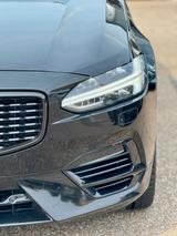 Volvo V90 T8 Twin Engine AWD Geartronic Hybrid RDesign - Volvo V90 aus 2020
