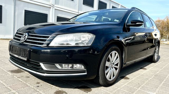 Volkswagen Passat BlueMotion NAVI / Klimaautomatik / Sitzh.