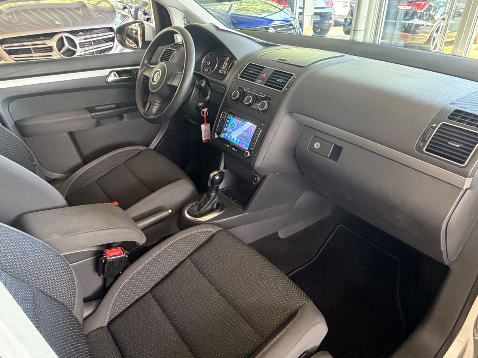 Fahrzeugabbildung Volkswagen Touran 2.0 TDI DSG