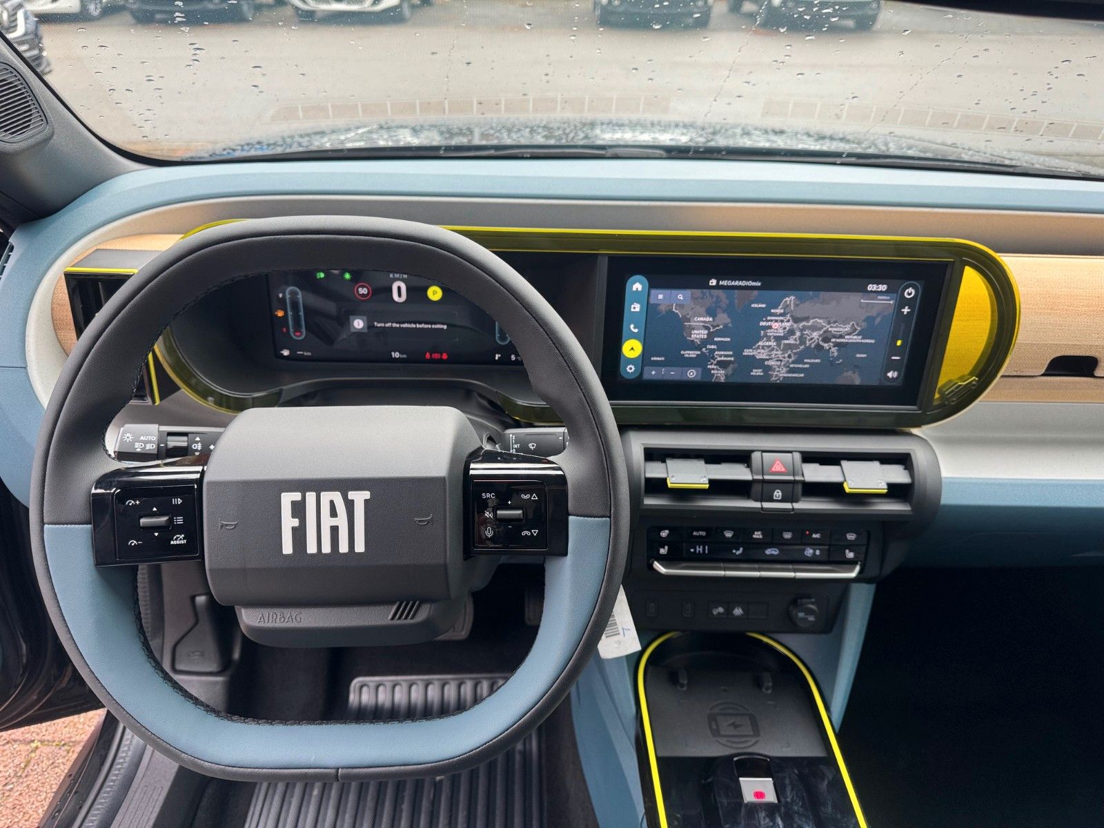 Fahrzeugabbildung Fiat Grande Panda 1.2 La Prima Navi Sitzheizung