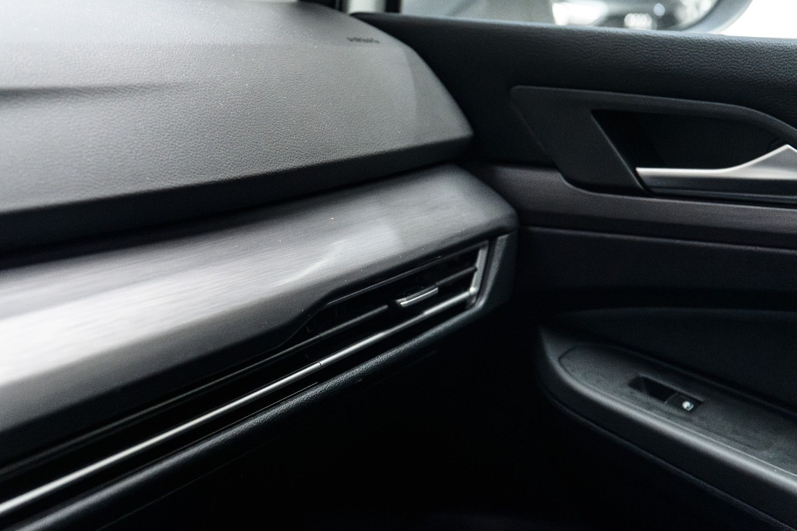 Fahrzeugabbildung Volkswagen Golf  Style eHybrid PHEV +150kw+DSG+ACC+AppCon.