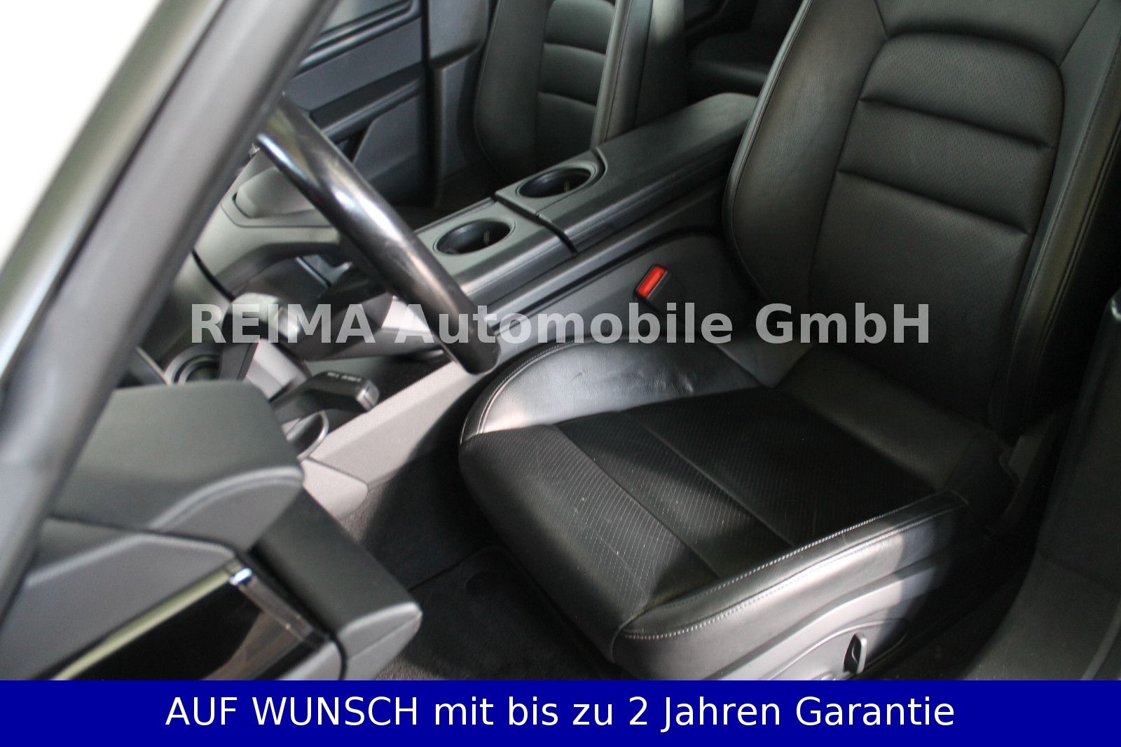 Fahrzeugabbildung Porsche Taycan  Performance , Pano, Leder, Keyless
