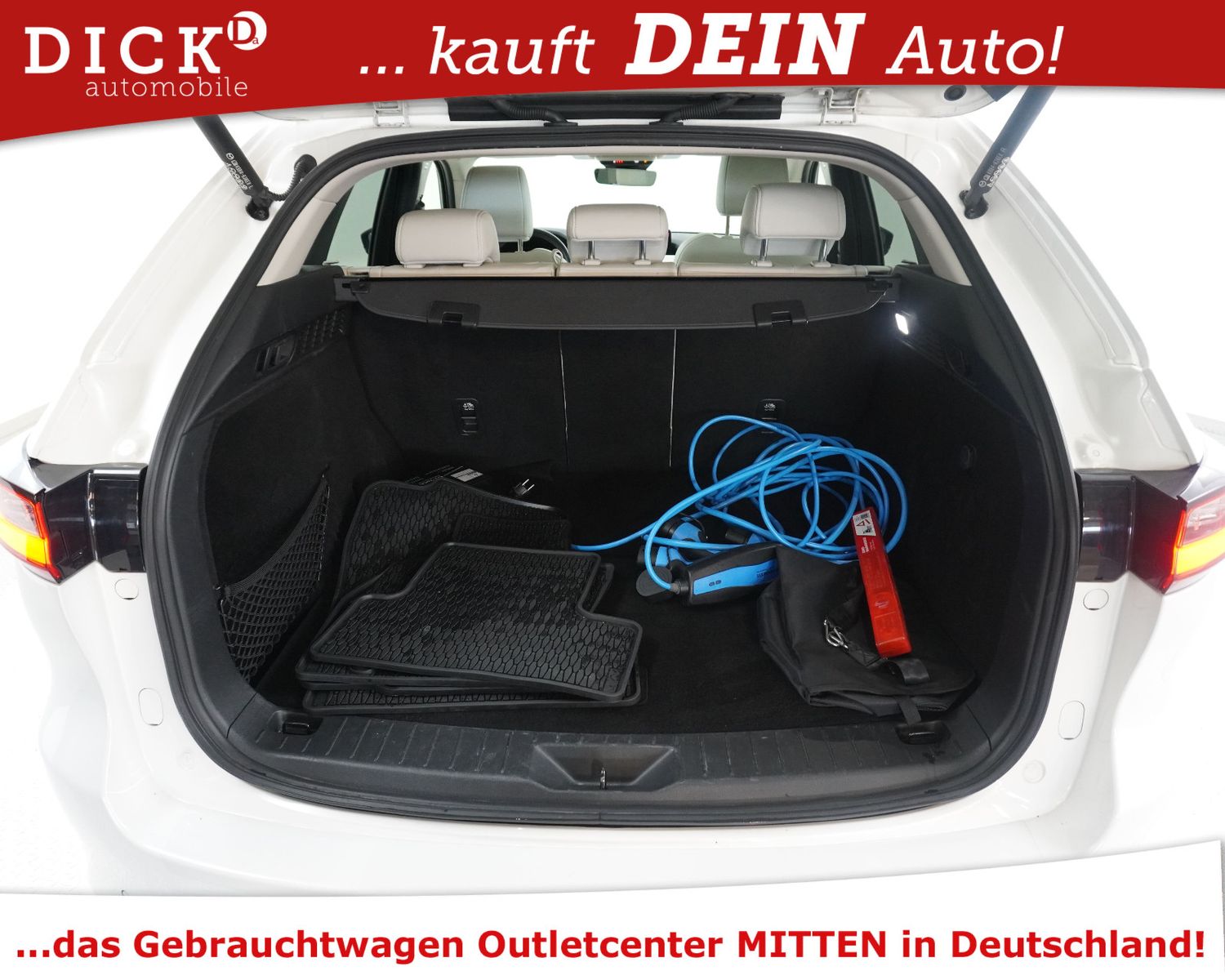 Fahrzeugabbildung Mazda CX-60 Hyb AWD Takumi >PANOR+MATRIX+HEAD+360+VOLL