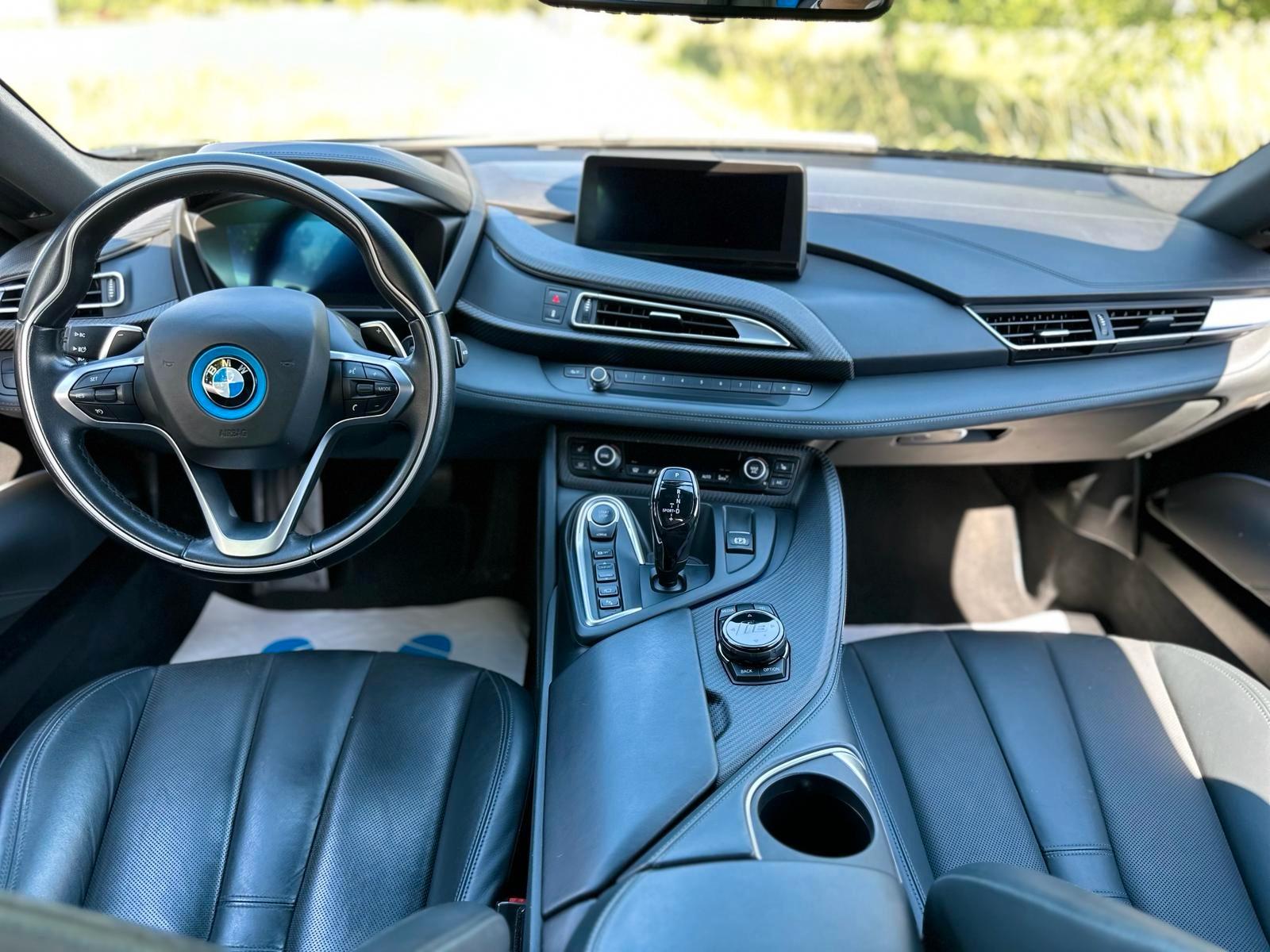 BMW i8*AC Schnitzer*Carbon*21 Zoll*Kam*Head-Up*