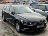 Volkswagen Passat 2.0 TDI SCR 140kW DSG Highline Varian... - Volkswagen Passat: TDI 140