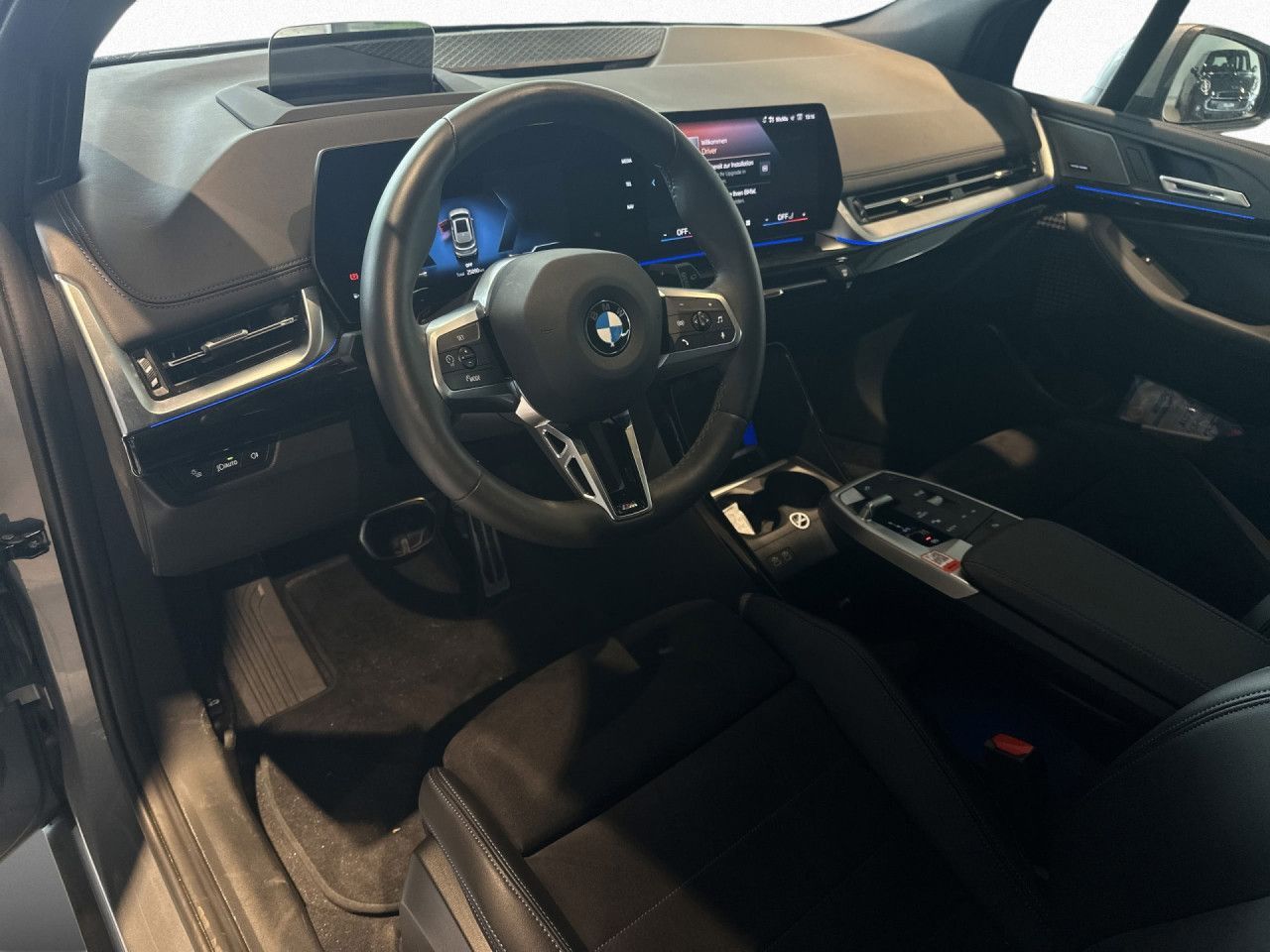 BMW 223 Active Tourer - Bild 16
