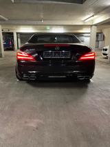 Mercedes-Benz SL 500 - AMG Optik  - Mercedes-Benz SL 500: AMG