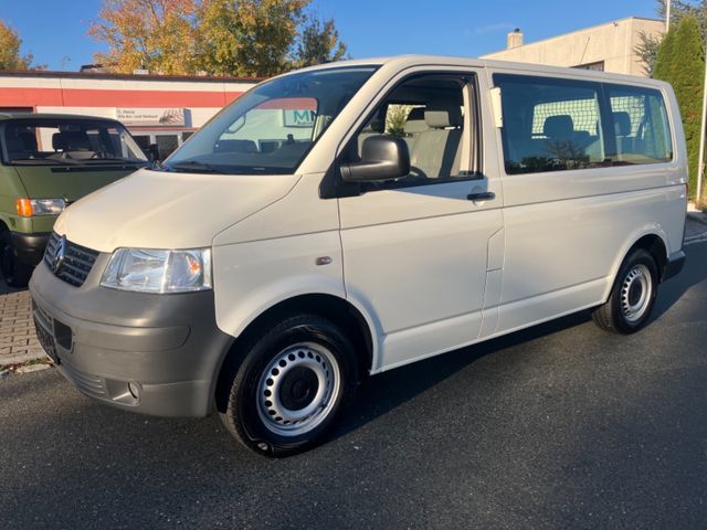 Volkswagen T5 Bus Kombi 1.Hand  Ex Behörde  erst  231.km!!