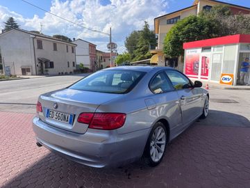 BMW 320 - 4