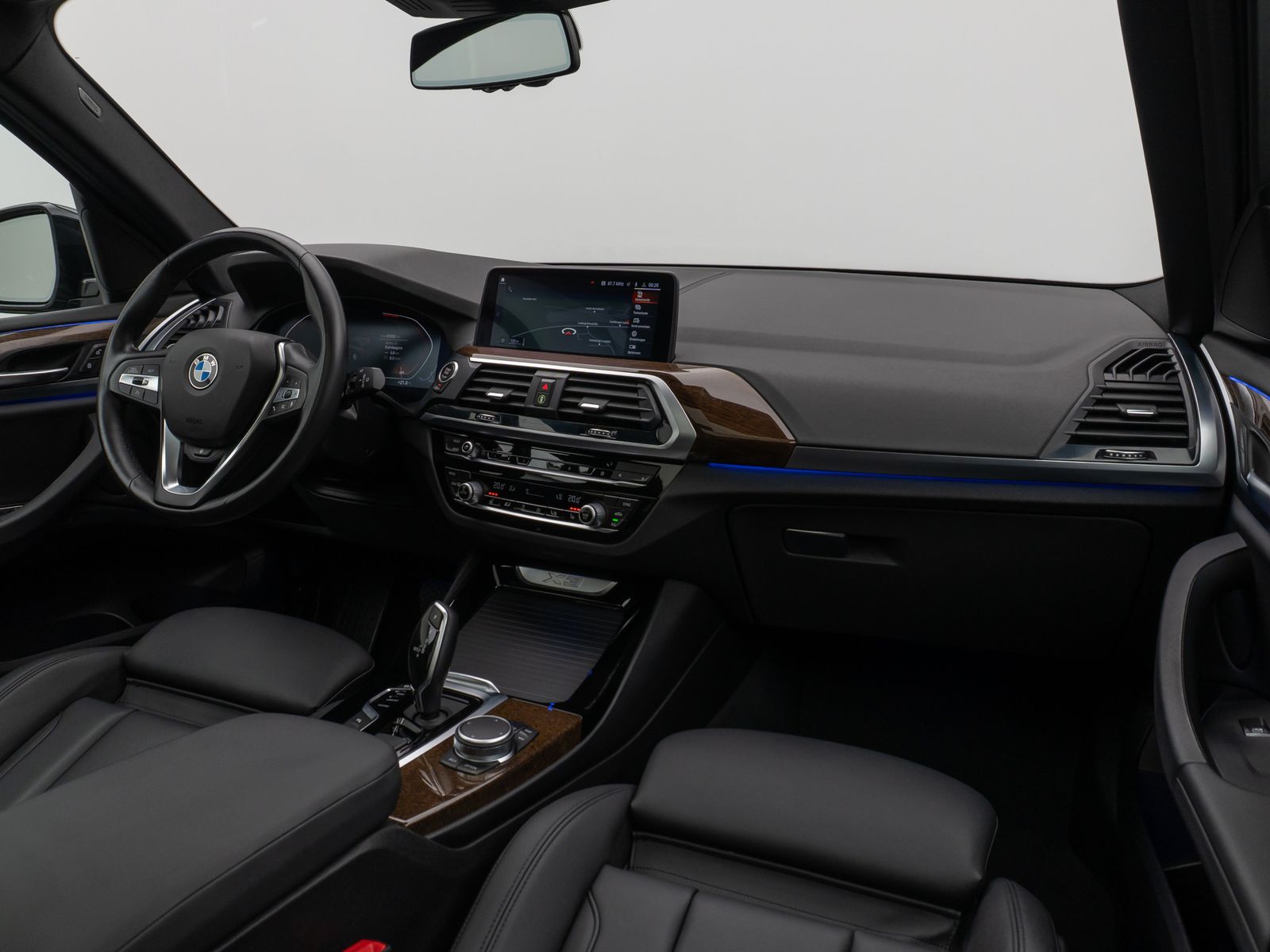 Fahrzeugabbildung BMW X3 xD30i xLine Panoram Kamera HiFi Komfort Sport