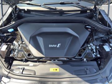 2025 BMW IX2 缩略图 13