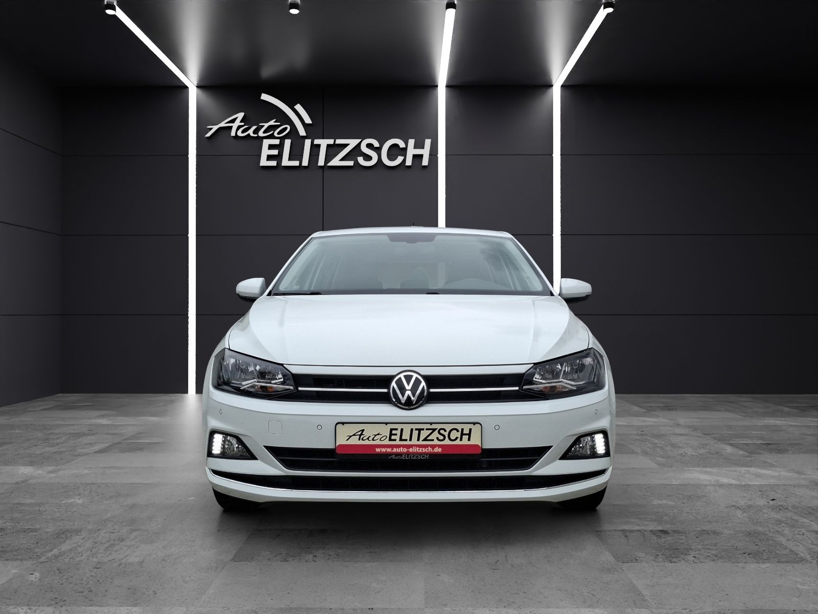 Fahrzeugabbildung Volkswagen Polo TSI Highline Navi Climatronic ACC PDC SH LM