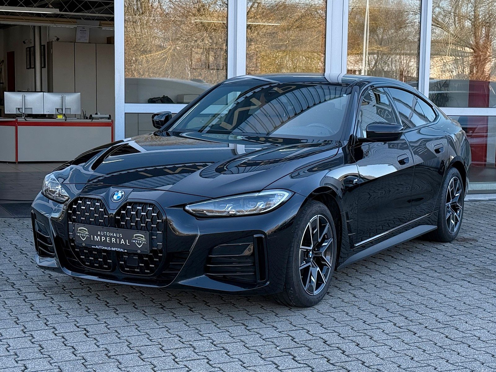 BMW 420d xDr M SPORT LEDER+STNDHZ+ACC+LCPROF+H&K+19"