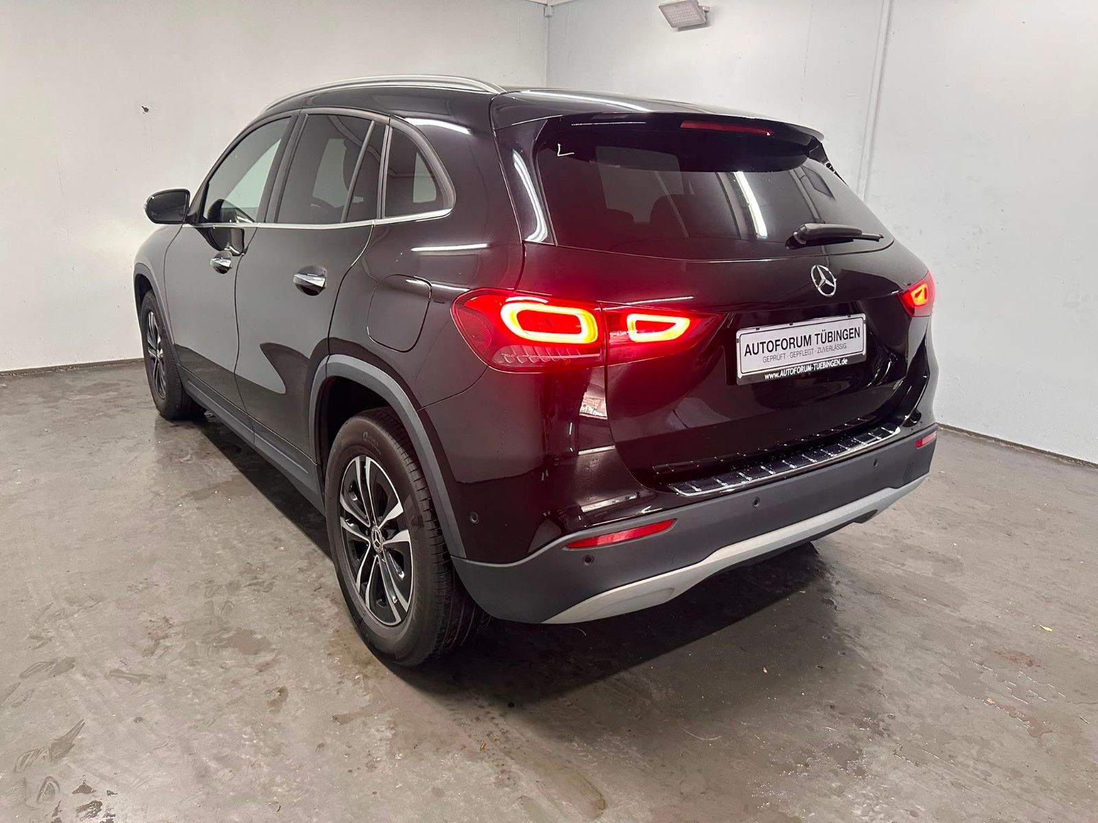 Fahrzeugabbildung Mercedes-Benz GLA 180 d DCT *STYLE*DISTRO*KEYLESS*KAMERA*LED*