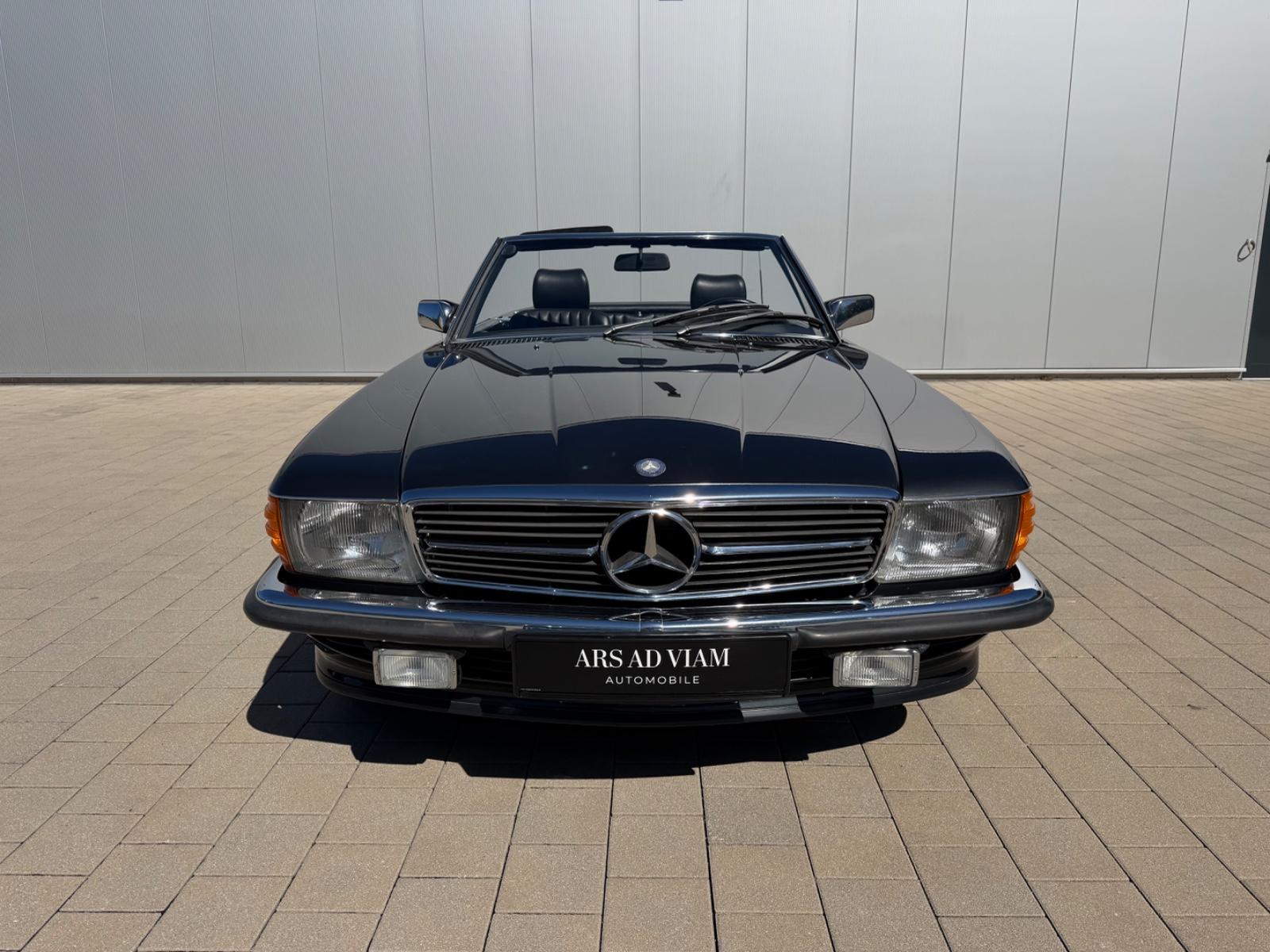 Mercedes-Benz SL 300 R107 GELEGENHEIT!