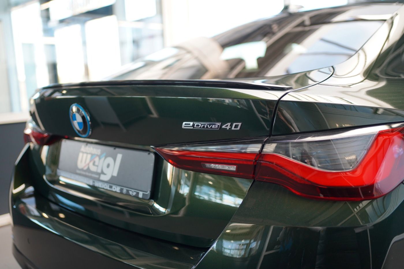 Fahrzeugabbildung BMW i4 eDrive40 GC M-Sport +ParkingAssistent+Komfort