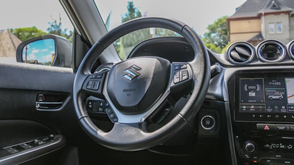 Autohaus Franke & Ebert - Suzuki VITARA 1.4 COMFORT ALLGRIP LED+NAVI+SHZ - Bild 10 Autohaus Franke & Ebert - Suzuki VITARA 1.4 COMFORT ALLGRIP LED+NAVI+SHZ - Bild 10