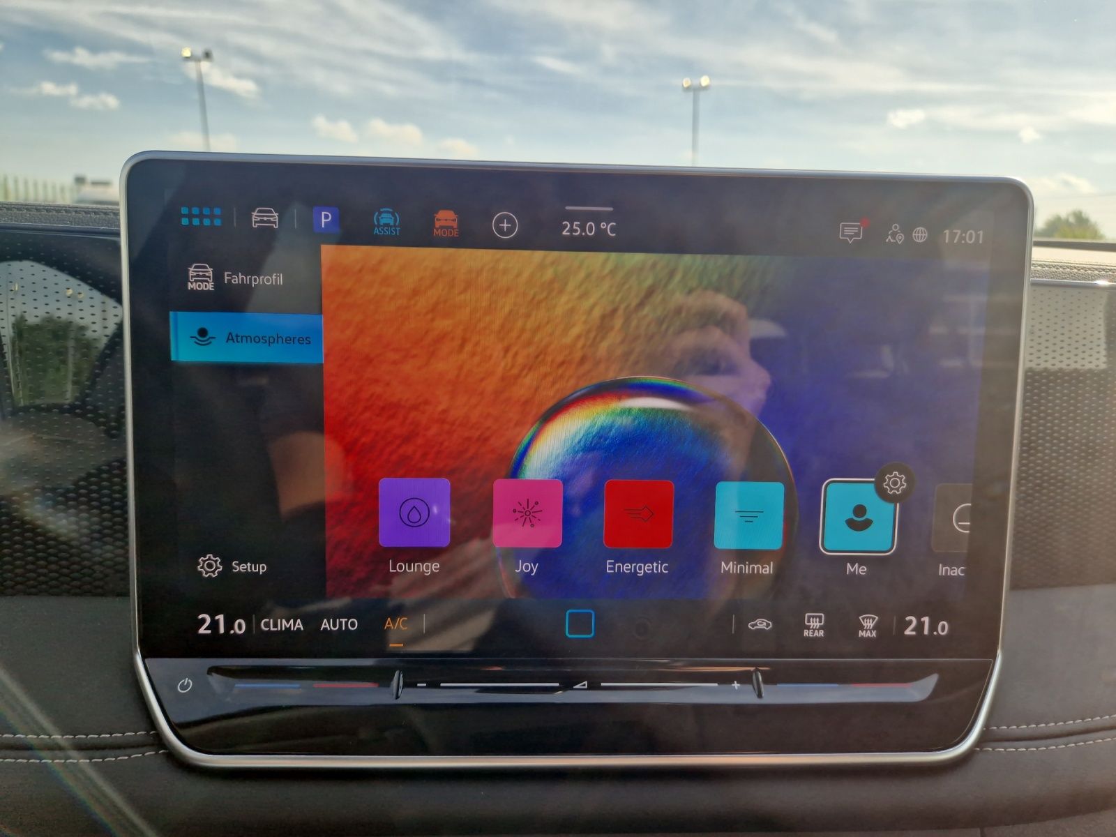 Fahrzeugabbildung Volkswagen Tiguan 1.5 eTSI