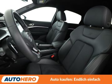 Audi Q8 - 10