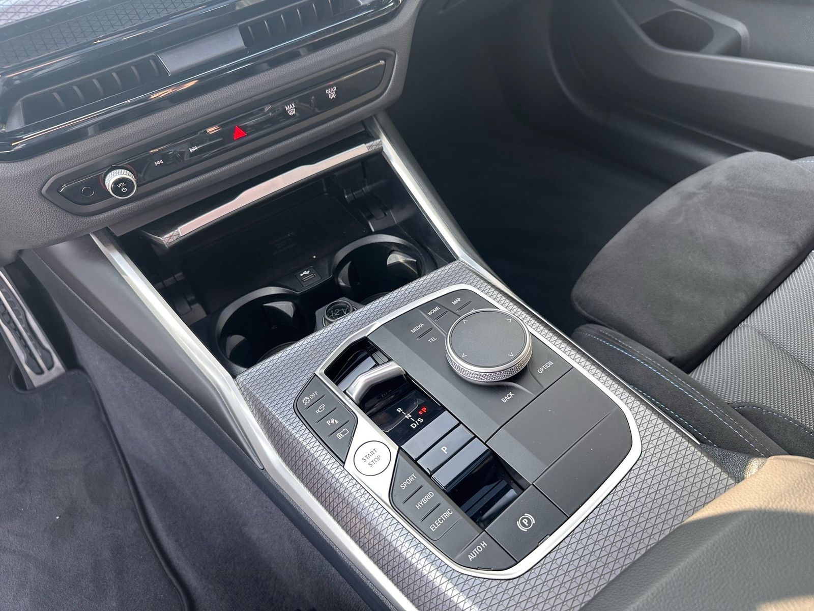 BMW 330 - Bild 11