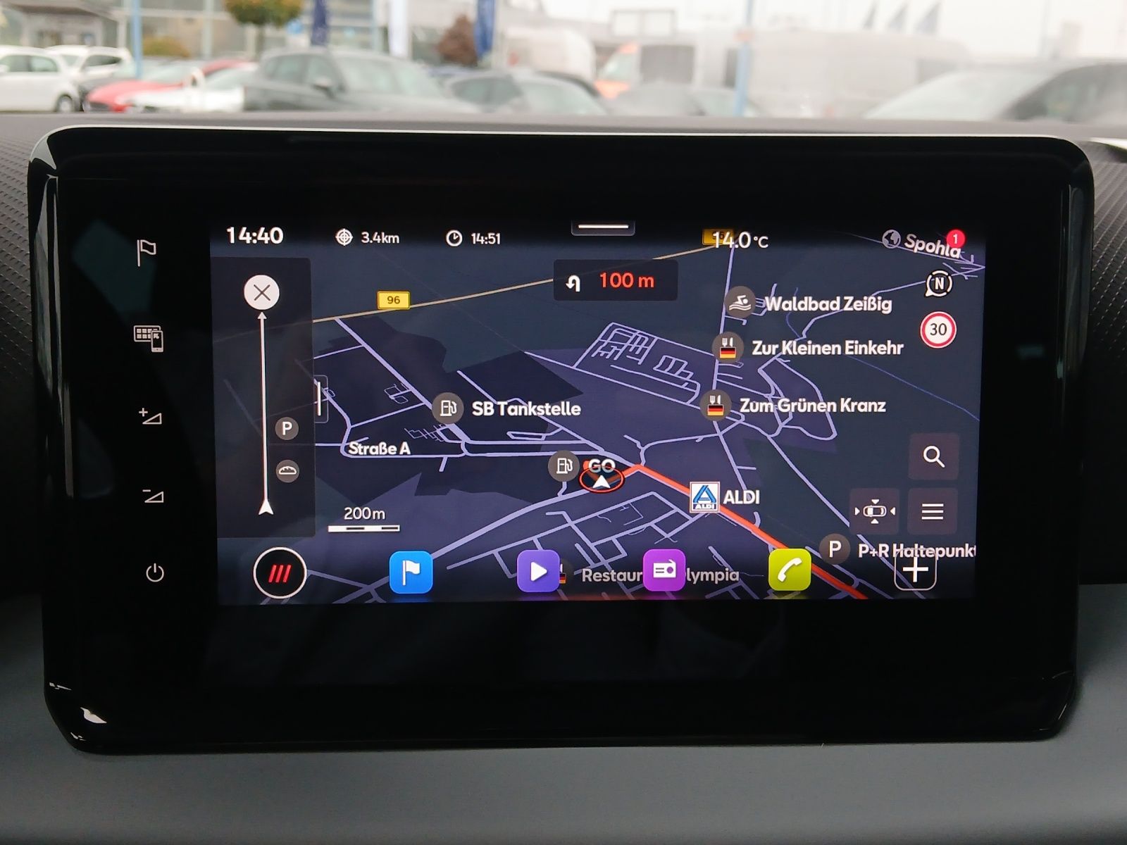 Fahrzeugabbildung SEAT Ibiza TSI Road-Edition DSG LED Navi AID ACC RFK