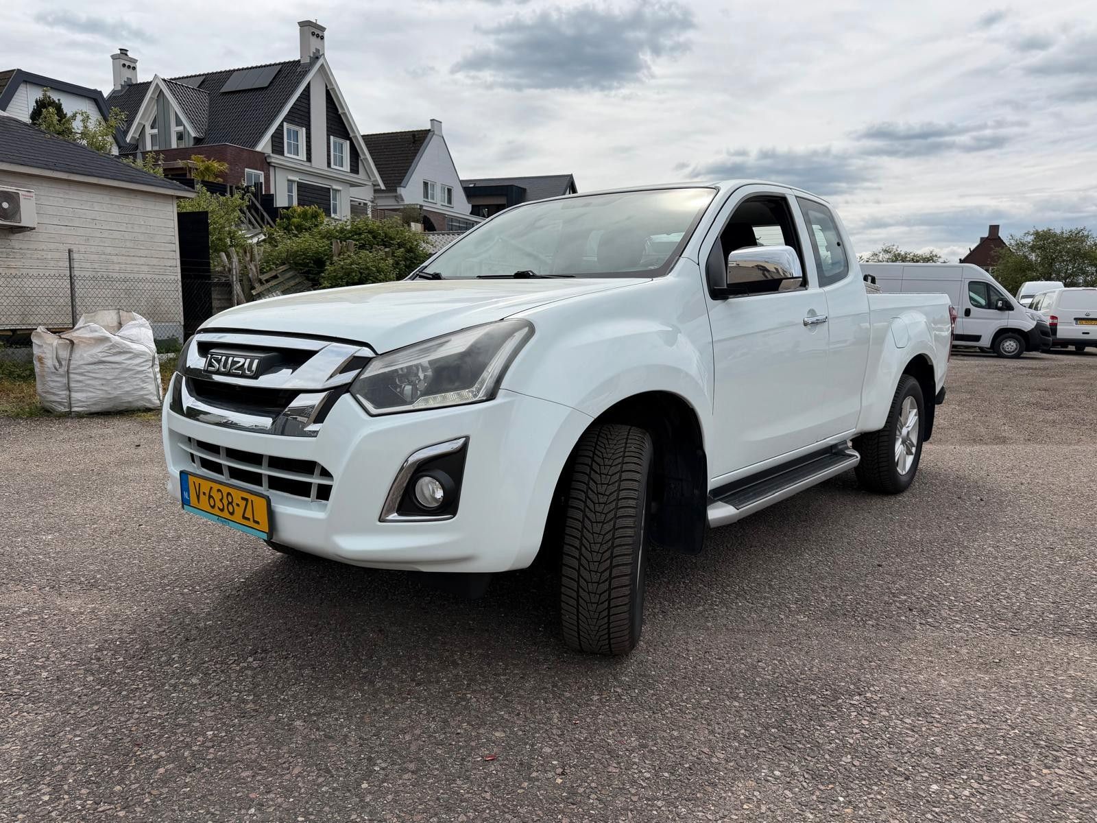 ISUZU D-Max