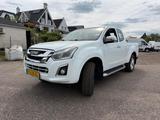 Isuzu D-Max Extra  Cab 4WD IINSTYLE !AUTOMAAT -KLIMA ! - Isuzu Gebrauchtwagen von 2019