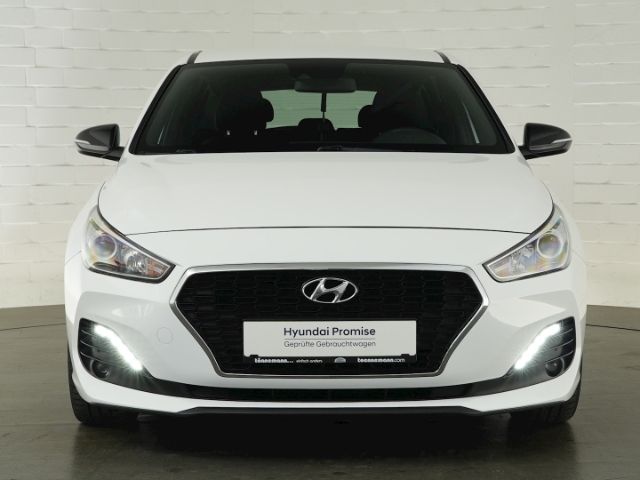 i30 PASSION+RÜCKFAHRKAMERA+SITZ-/LENKRADHEIZUNG+