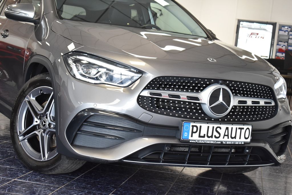 Image of Mercedes-Benz GLA 220